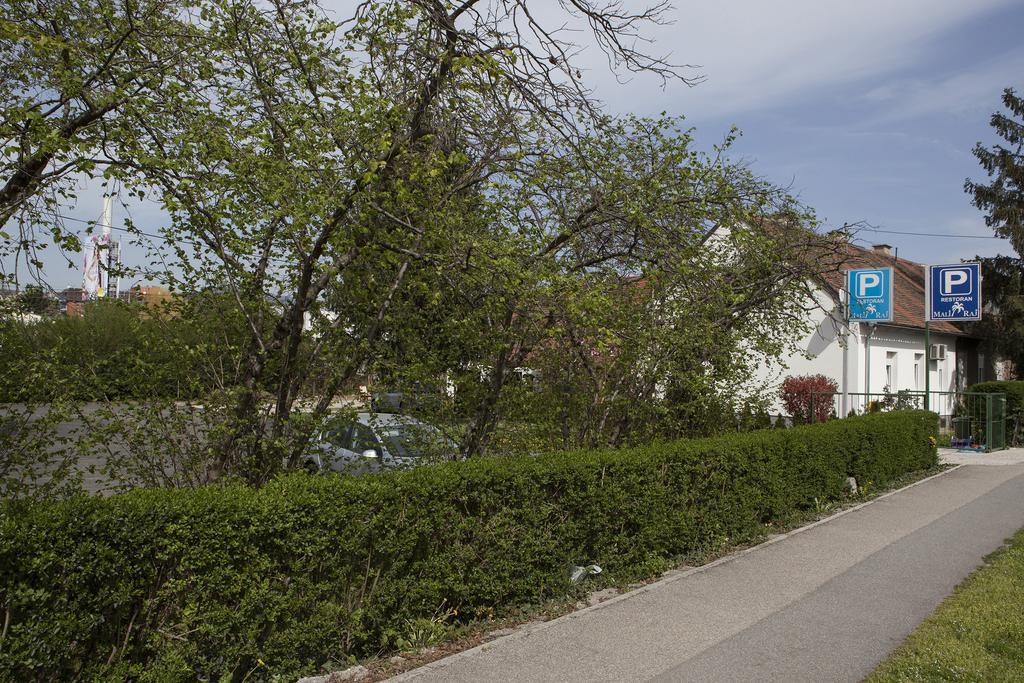 Villa Mali Raj Zagreb Bagian luar foto