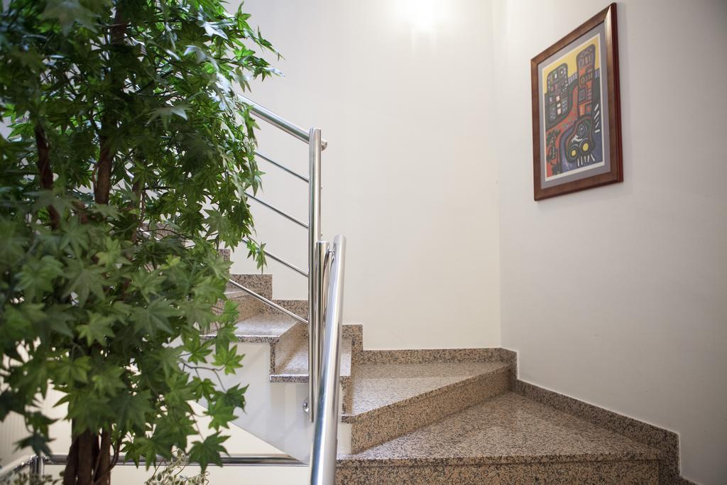 Villa Mali Raj Zagreb Bagian luar foto